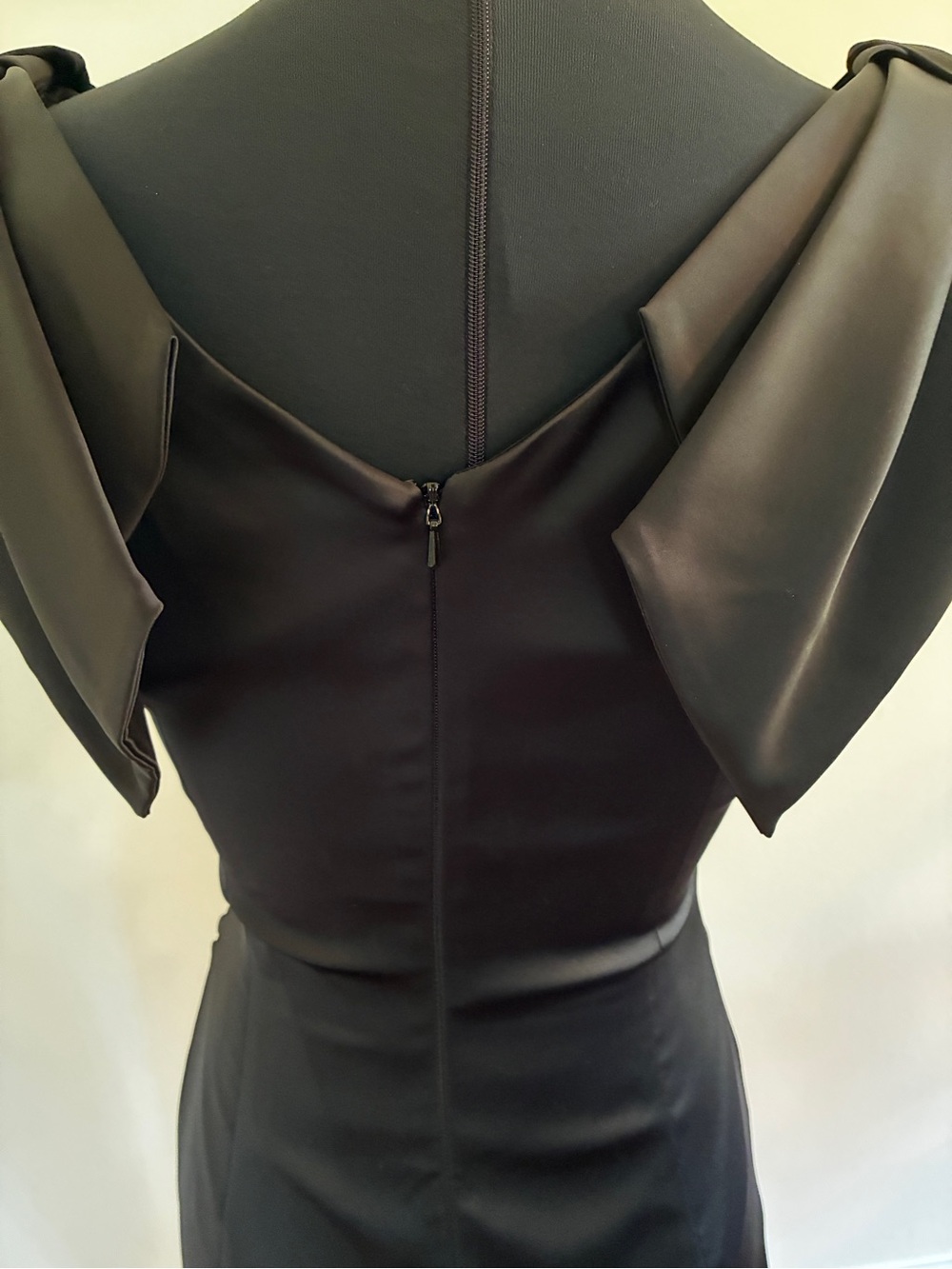 Karen Millen Black Satin Maxi Dress size 6 US - Picture 7 of 9